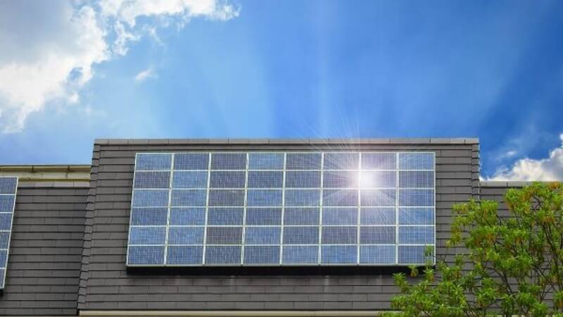 Dica Para Economizar Energia No Verão: Invista Em Energia Solar Em Sua Casa